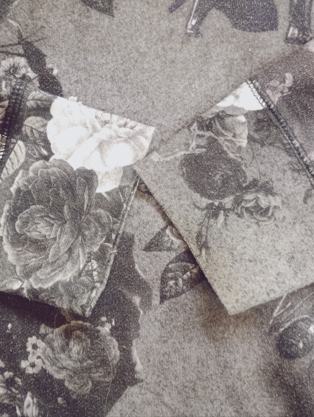 Star Wars Black and Gray Floral Crewneck Sweatshirt - Picture 4 of 7